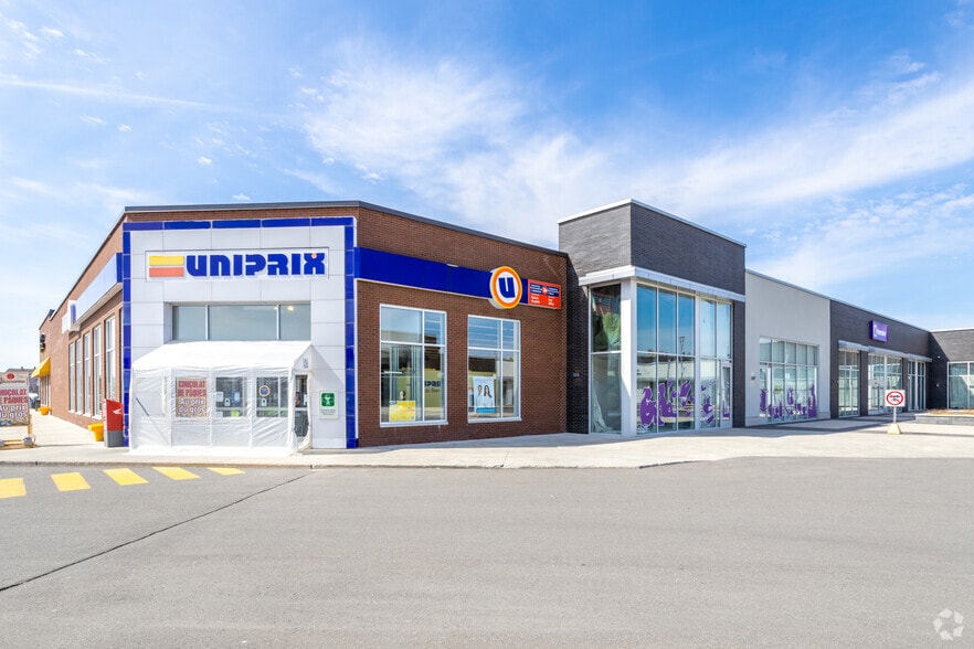 2801 Boul Des Promenades, Sainte-Marthe-sur-le-Lac, QC à louer - Photo de l’immeuble – Image 3 sur 11