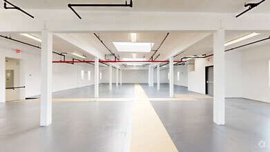 972-978 Morris Park Ave, Bronx, NY à louer Numérisation 3D Matterport– Image 1 sur 11