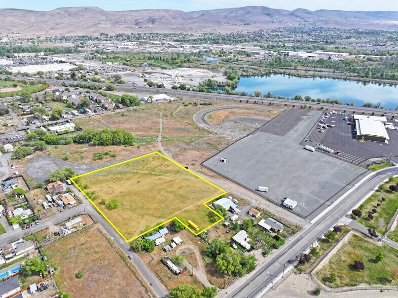E Adams St, Yakima, WA à vendre - Aérien – Image 2 sur 8