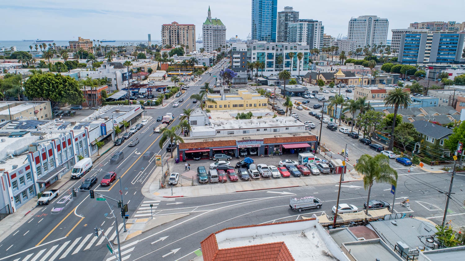 820 E 3rd St, Long Beach, CA à louer Aérien– Image 1 sur 7