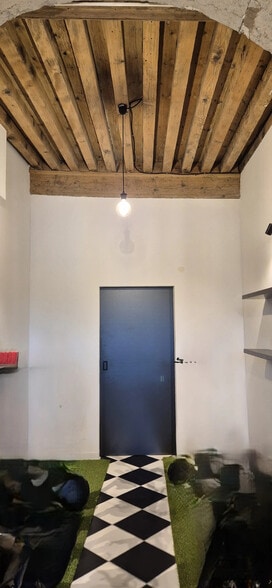 Local commercial dans Lyon à louer - Photo de l’immeuble – Image 3 sur 7