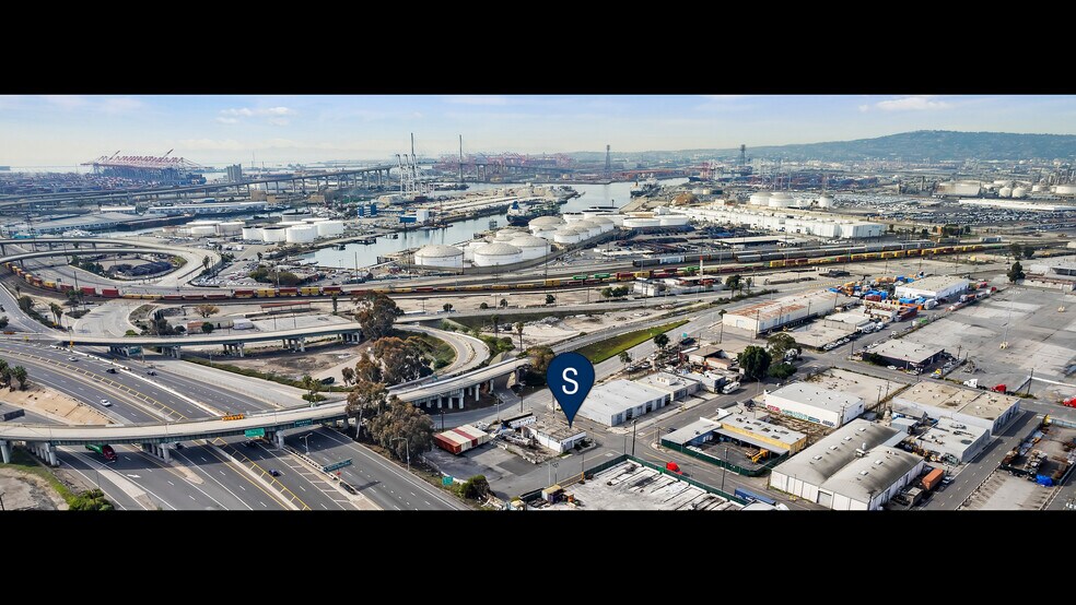 1280 11th St, Long Beach, CA à vendre - Photo de l’immeuble – Image 3 sur 9