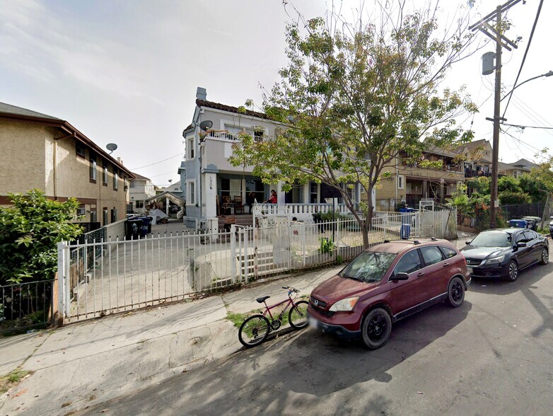 Westlake Value Add Multi-Family For Sale portefeuille de 2 biens à vendre sur LoopNet.fr - Photo de l’immeuble – Image 2 sur 4