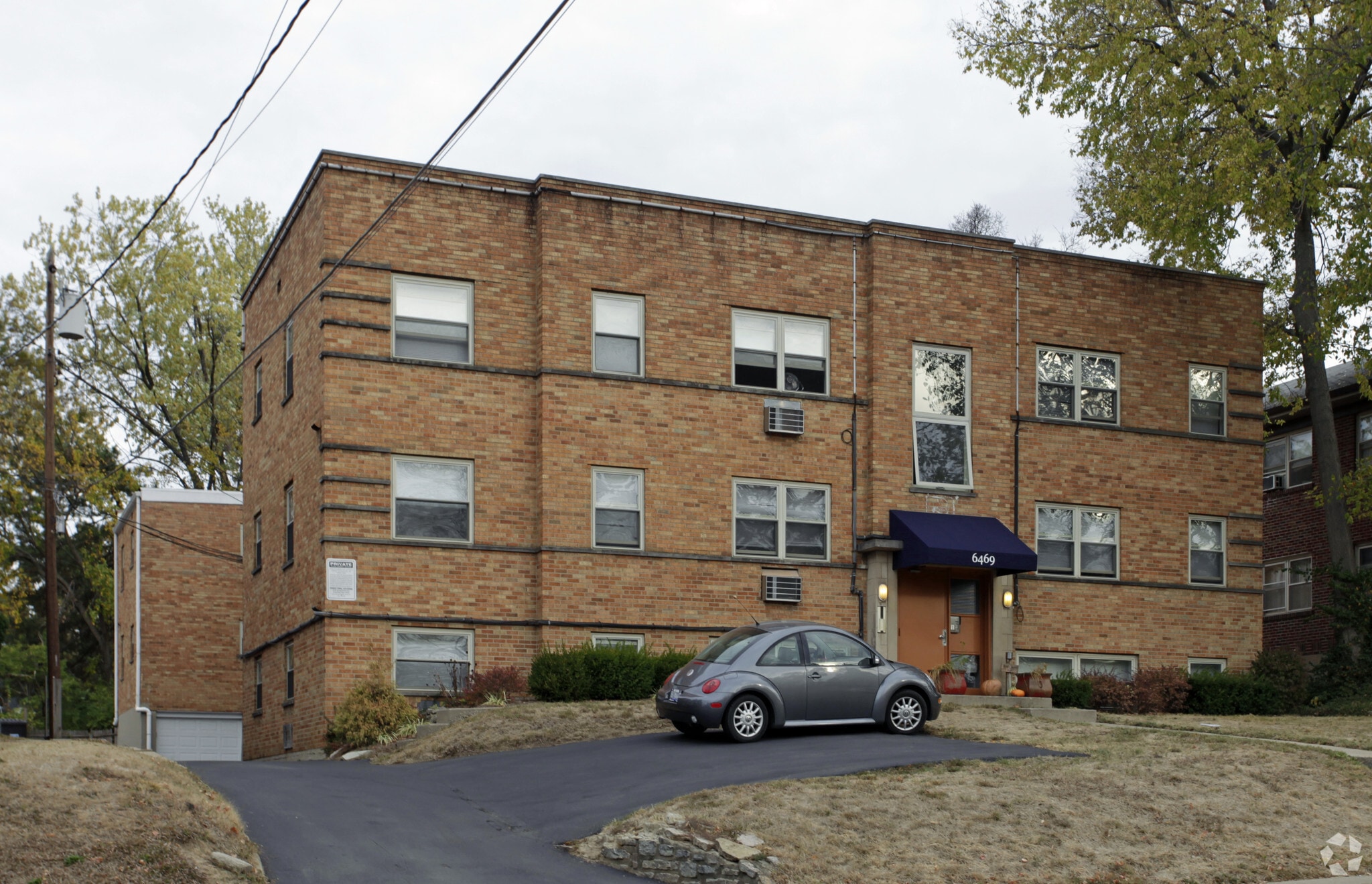 6469 Montgomery Rd, Cincinnati, OH à vendre Photo principale– Image 1 sur 5