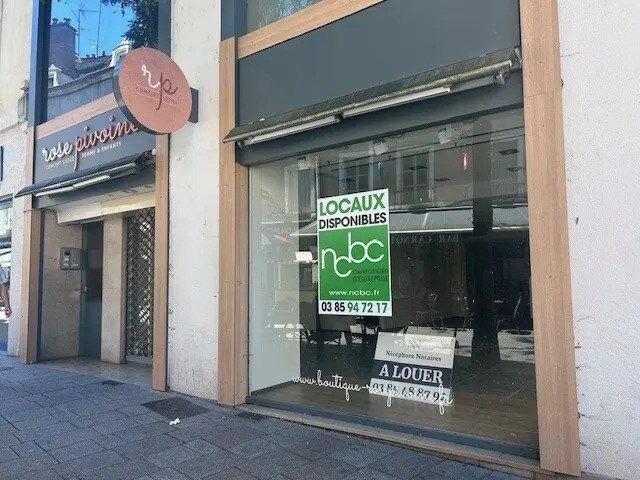 Local commercial dans Chalon-sur-Saône à louer - Photo de l’immeuble – Image 2 sur 5