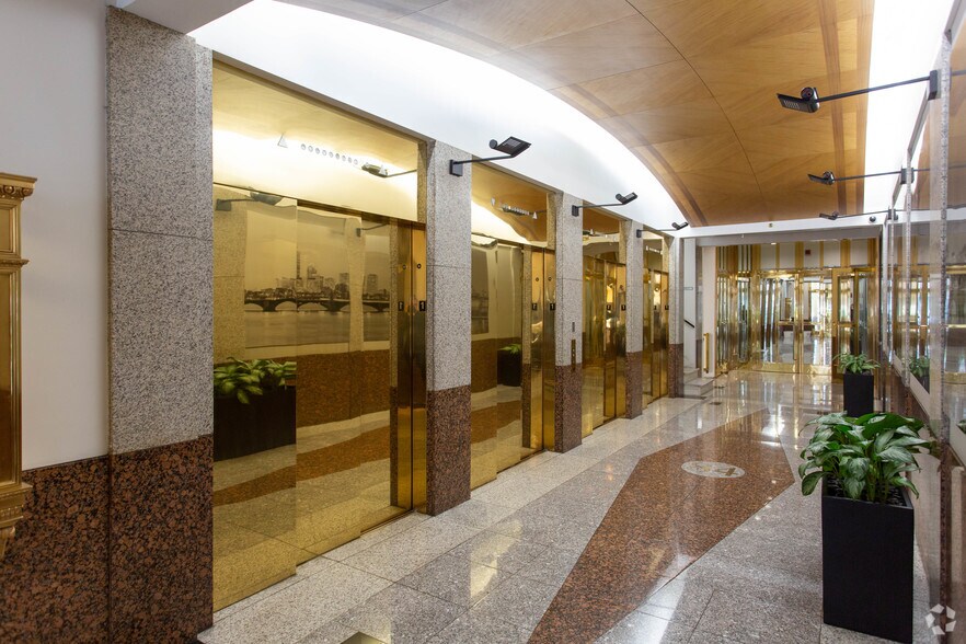 84 State St, Boston, MA à louer - Hall d’entrée – Image 1 sur 5