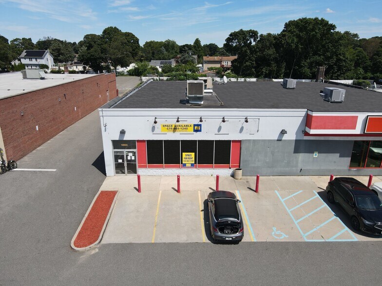 1720-1840 New York Ave, Huntington Station, NY à louer - Photo de l’immeuble – Image 3 sur 7