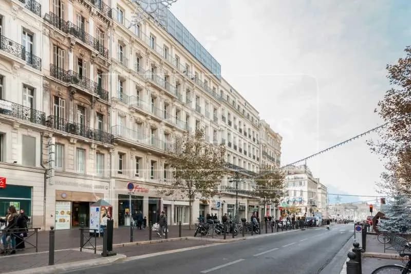 Bureau dans Marseille à louer - Photo de l’immeuble – Image 1 sur 15