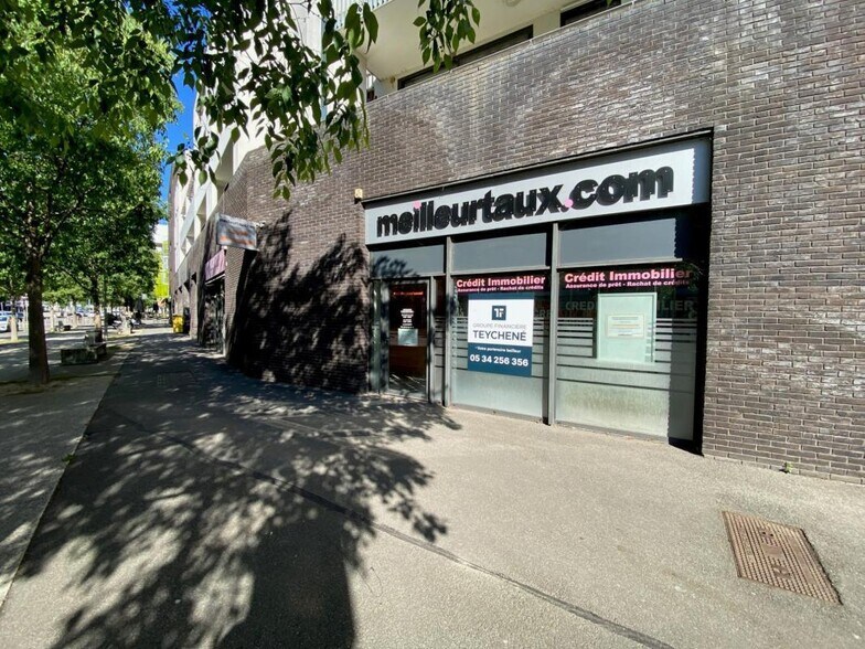 19 Avenue D'Andromede, Blagnac à vendre - Photo de l’immeuble – Image 1 sur 8