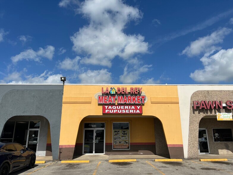 13815 FM 2100 Rd, Crosby, TX à louer - Photo de l’immeuble – Image 2 sur 6
