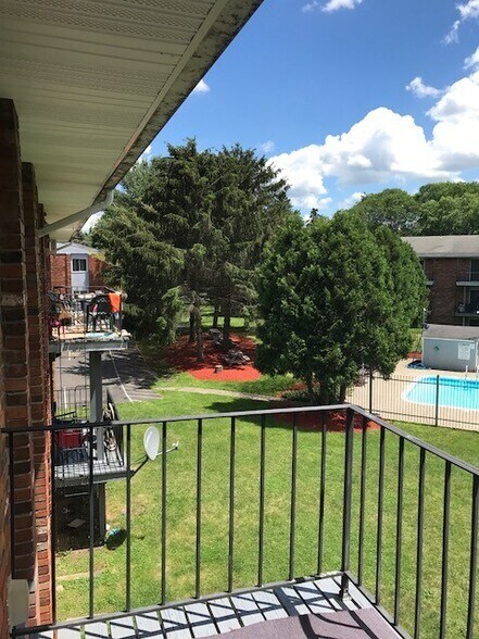 44 Rickard St, Cortland, NY à vendre - Photo de l’immeuble – Image 3 sur 31