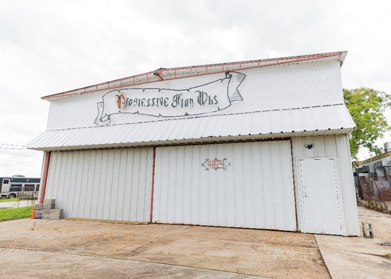 4824 Pontchartrain Dr, Slidell, LA à louer - Photo de l’immeuble – Image 1 sur 2