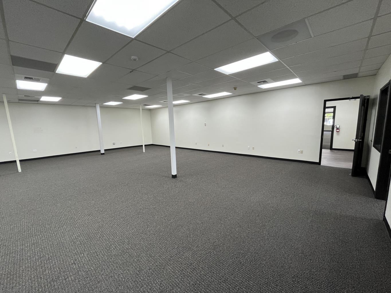 4002-4014 148th Ave NE, Redmond, WA à louer Photo intérieure– Image 1 sur 9