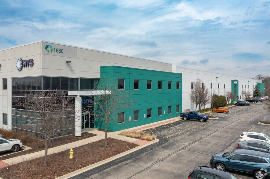 1660 Wall St, Mount Prospect, IL à louer - Photo de l’immeuble – Image 2 sur 6