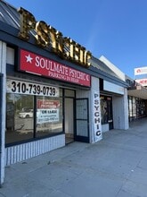 21930-21932 Ventura Blvd, Woodland Hills, CA à louer Photo intérieure– Image 1 sur 2