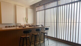 Plus de détails pour 771 N Virgil Ave, Los Angeles, CA - Local commercial à louer
