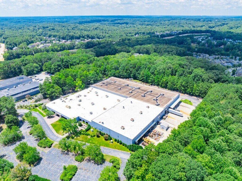 2933 Miller Rd, Decatur, GA à louer - Photo de l’immeuble – Image 2 sur 4