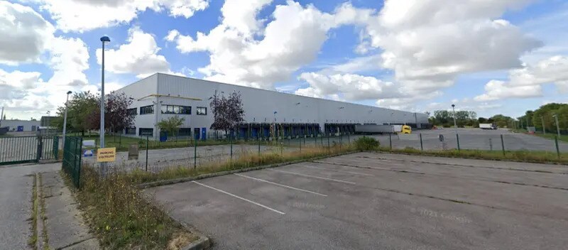 Industriel/Logistique dans Bourg-Achard à louer Photo de l’immeuble– Image 1 sur 3
