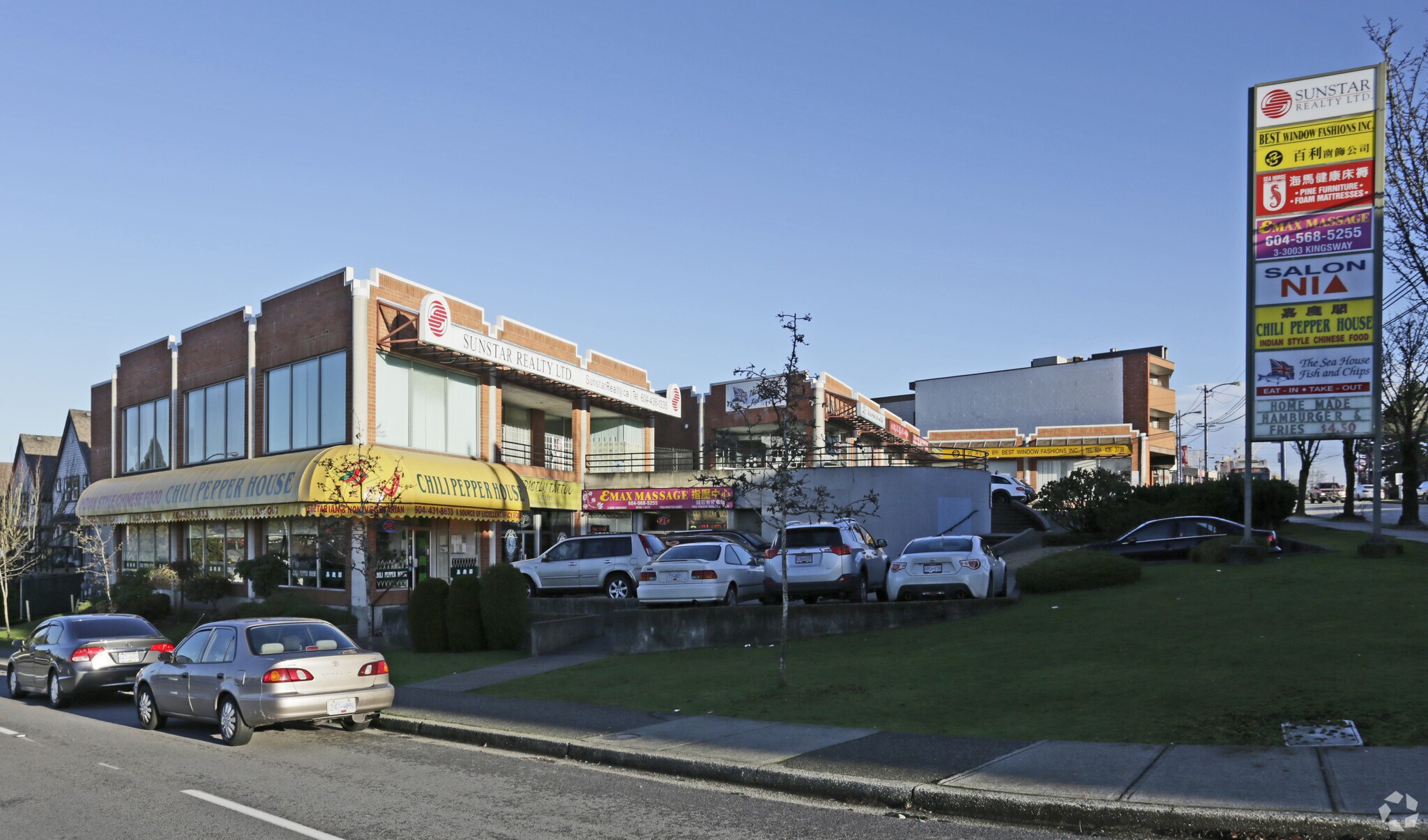 3003 Kingsway, Vancouver, BC à louer Photo principale– Image 1 sur 5