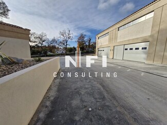 Plus de détails pour Local d'activités à louer