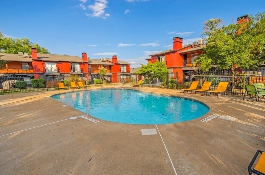 301 Fair Oaks Blvd, Euless, TX à vendre - Photo de l’immeuble – Image 3 sur 29