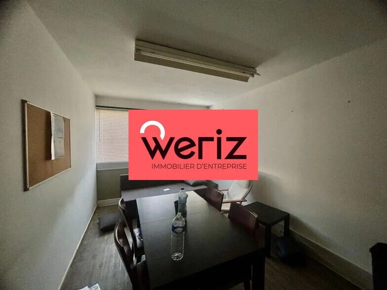 Local d’activités dans Éguilles à louer - Photo intérieure – Image 3 sur 5