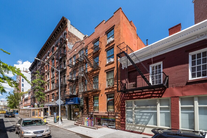 161 W 4th St, New York, NY à vendre - Photo principale – Image 2 sur 8