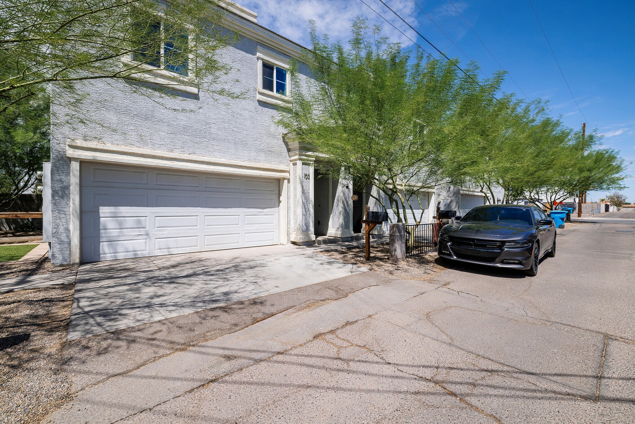 1341 E Polk St, Phoenix, AZ à vendre Photo de l’immeuble– Image 1 sur 14