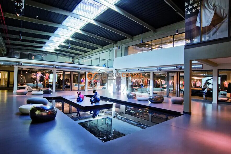 Local d’activités dans Gennevilliers à louer - Photo de l’immeuble – Image 1 sur 15