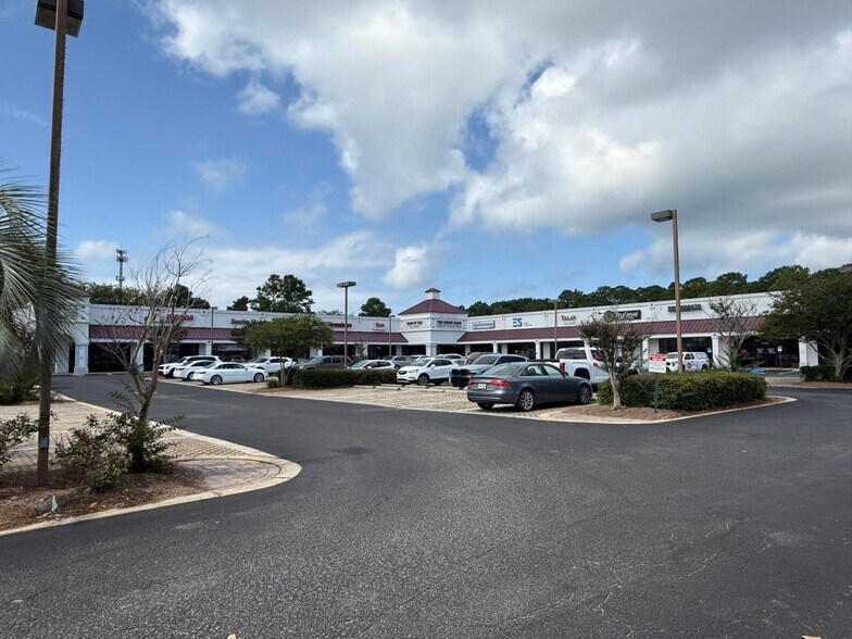 12889 Emerald Coast Pky W, Miramar Beach, FL à vendre - Photo de l’immeuble – Image 2 sur 3