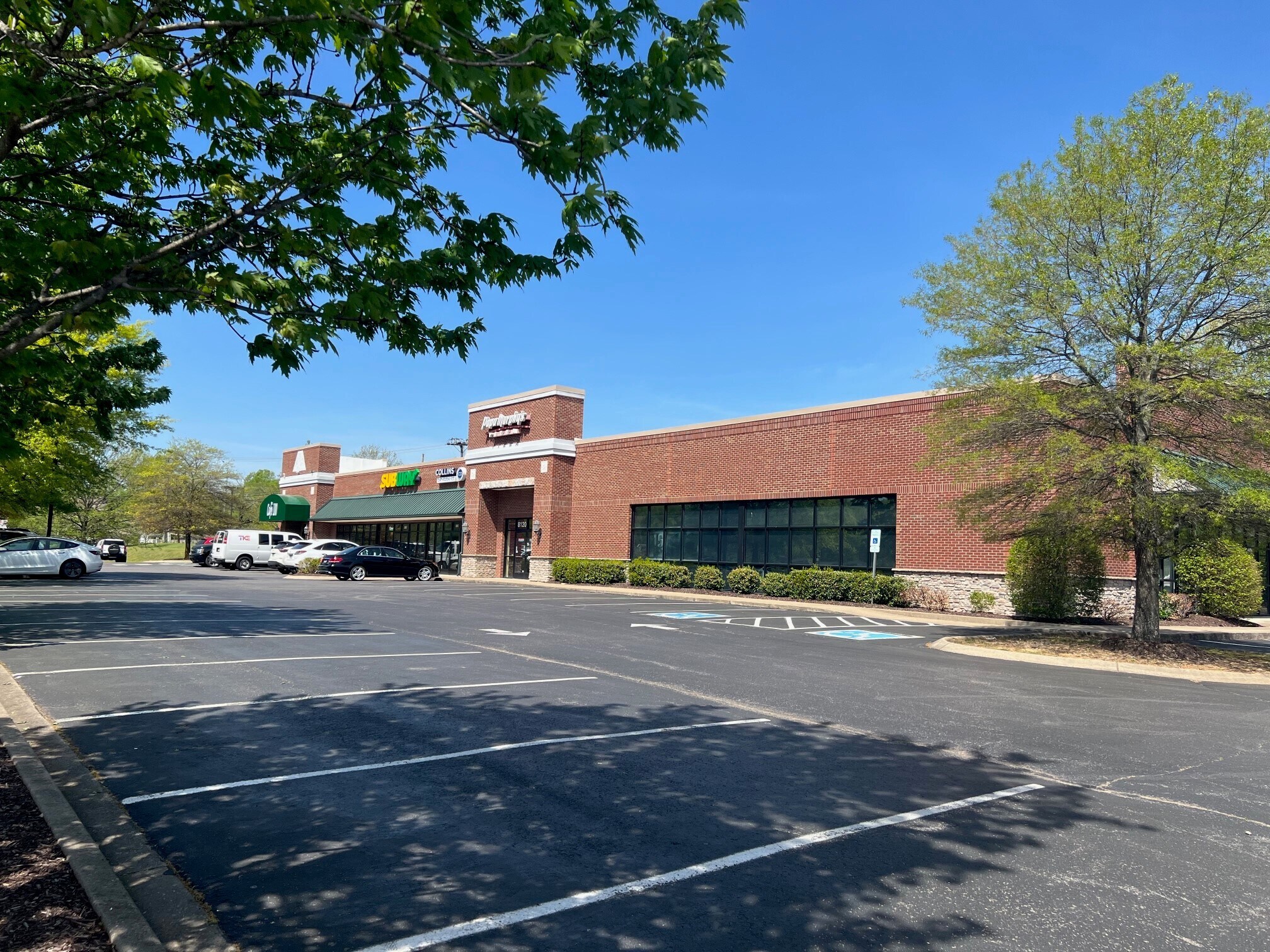 8116-8126 Highway 100, Nashville, TN à louer Photo principale– Image 1 sur 6