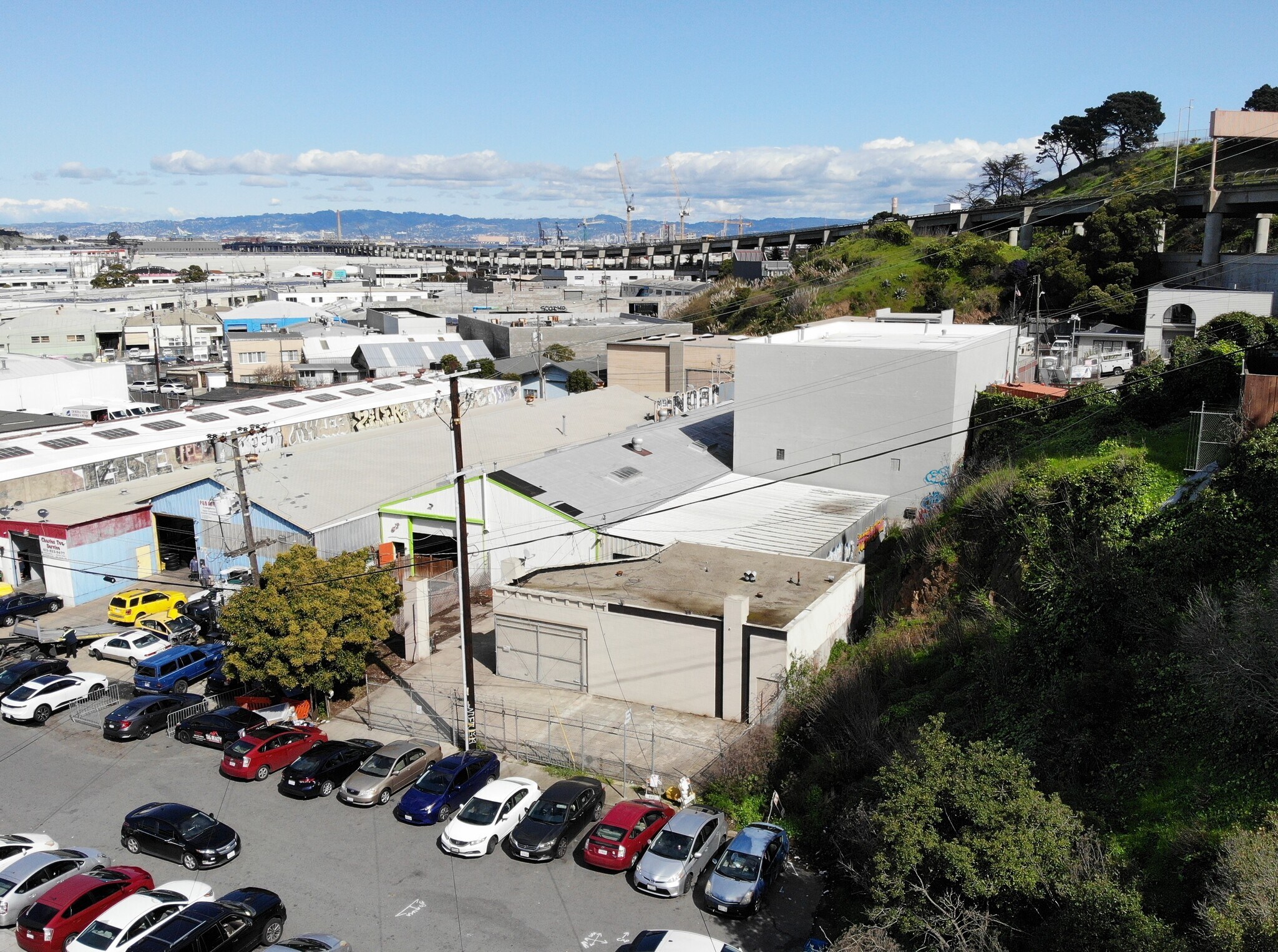 91 Charter Oak Ave, San Francisco, CA à vendre Photo de l’immeuble– Image 1 sur 9