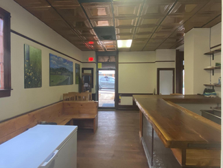 Plus de détails pour 121 Main St, Lovingston, VA - Local commercial à vendre