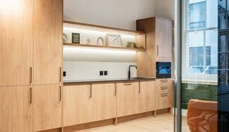 Plus de détails pour 148-150 Great Portland St, Londres - Local commercial à louer