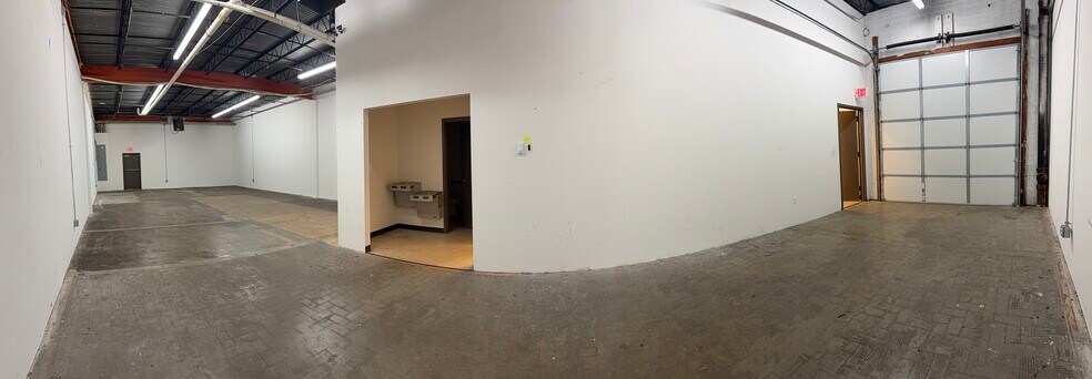 11820 Parklawn Dr, Rockville, MD à louer - Photo intérieure – Image 2 sur 4