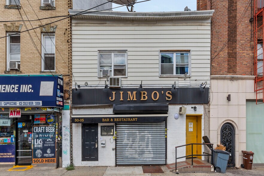 3005 Astoria Blvd, Astoria, NY à louer - Photo de l’immeuble – Image 3 sur 4