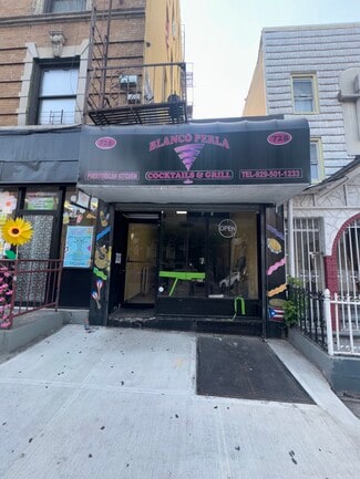Plus de détails pour 728 Driggs Ave, Brooklyn, NY - Bureau/Local commercial à louer