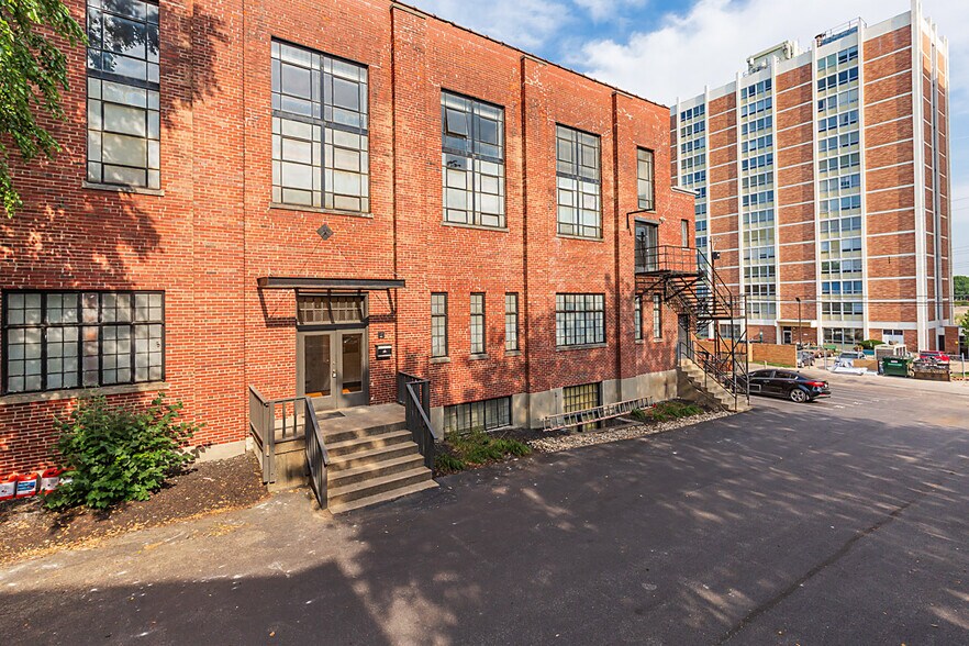 118 W 5th St, Covington, KY à vendre - Photo de l’immeuble – Image 2 sur 30