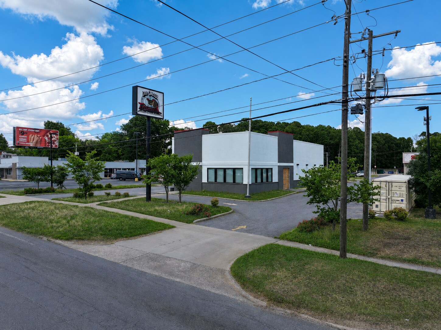 8703 Geyer Springs Rd, Little Rock, AR à vendre Photo de l’immeuble– Image 1 sur 13