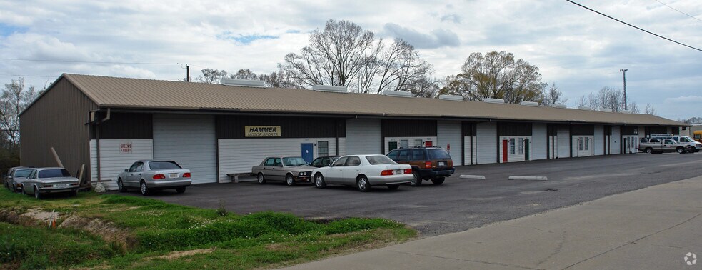 9027 Castille Rd, Baton Rouge, LA à louer - Photo principale – Image 1 sur 2