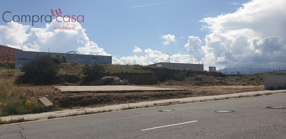 Terrain dans Segovia, Segovia à vendre - Photo de l’immeuble – Image 2 sur 4