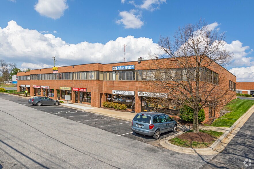 401 Headquarters Dr, Millersville, MD à louer - Photo principale – Image 1 sur 4
