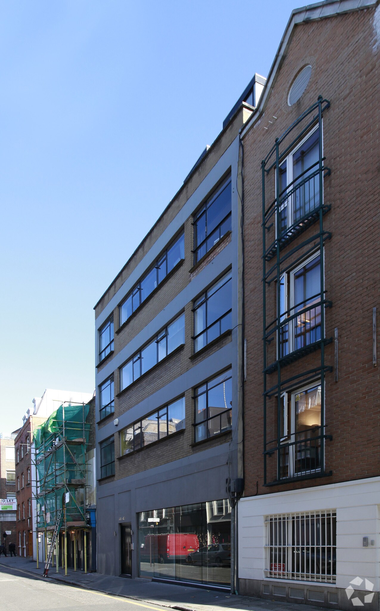 46-47 Britton St, Londres à louer Photo principale– Image 1 sur 9