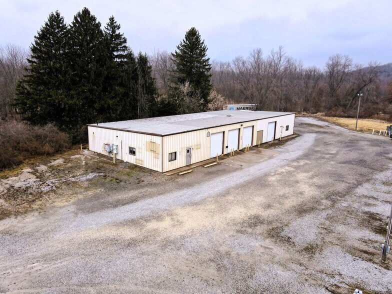 61000 Leyshon Dr, Byesville, OH à vendre - Photo de l’immeuble – Image 3 sur 14