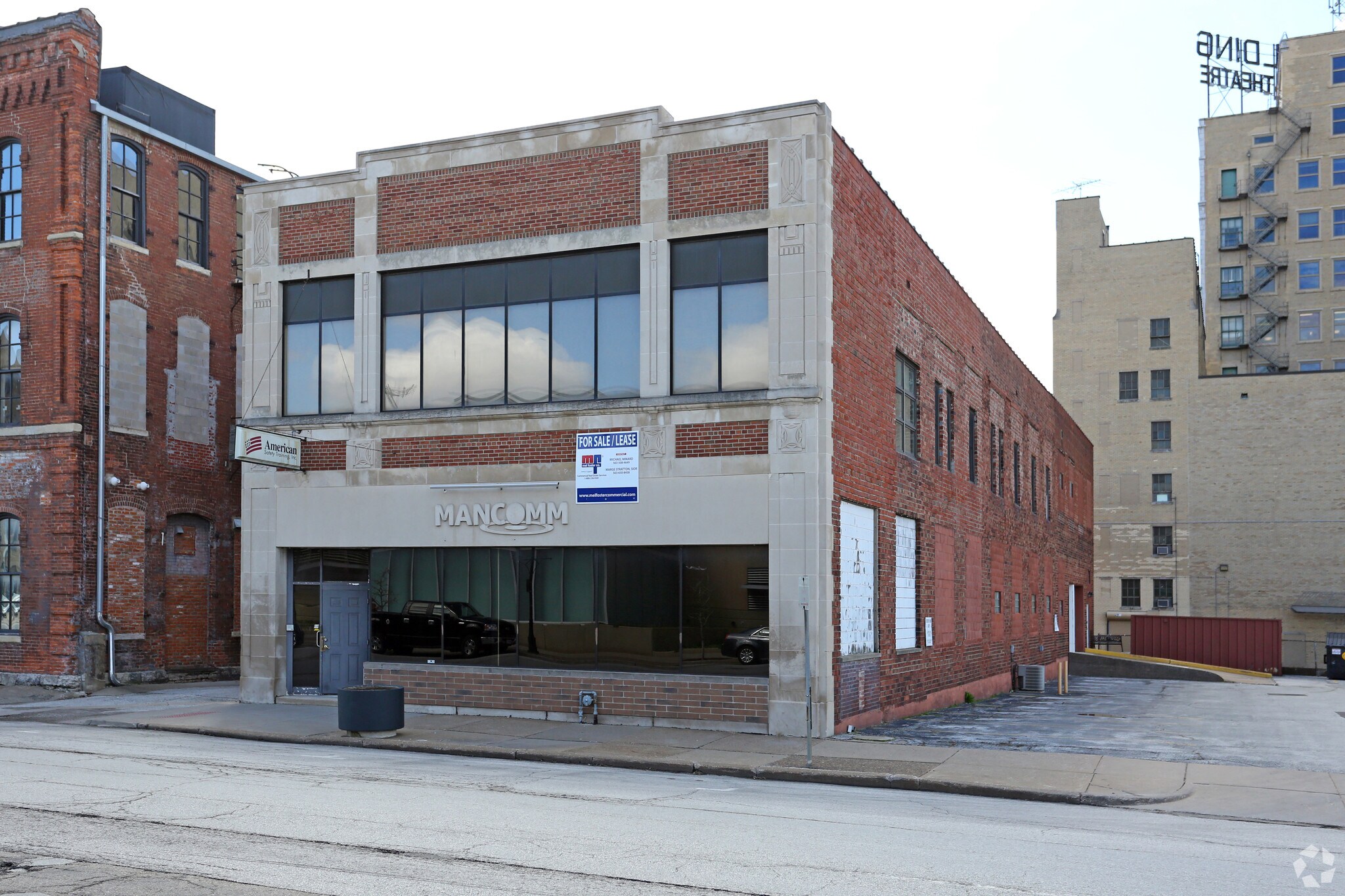 315 W 4th St, Davenport, IA à vendre Photo principale– Image 1 sur 18