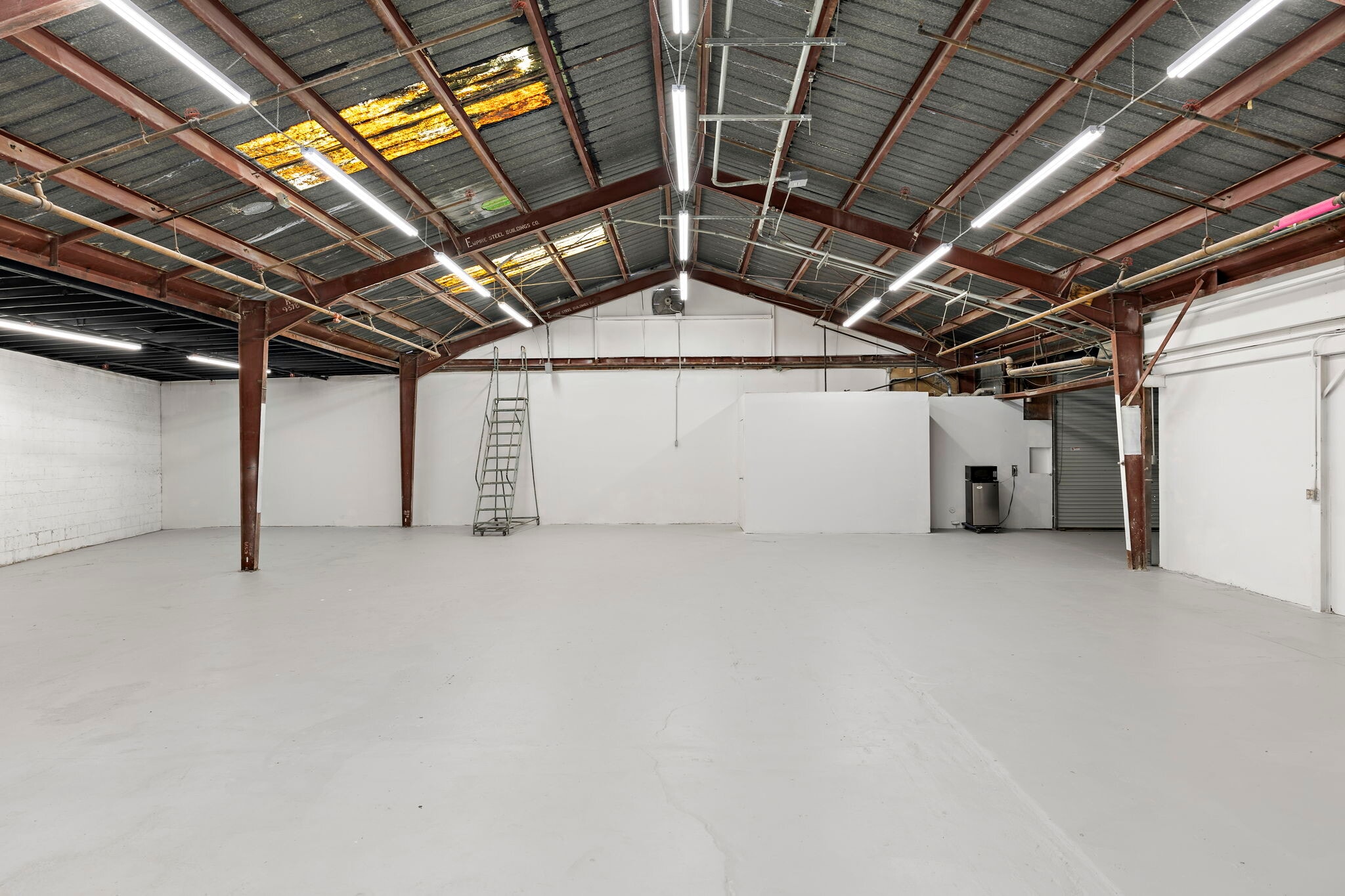 207 Calle De Los Molinos, San Clemente, CA à louer Photo de l’immeuble– Image 1 sur 14