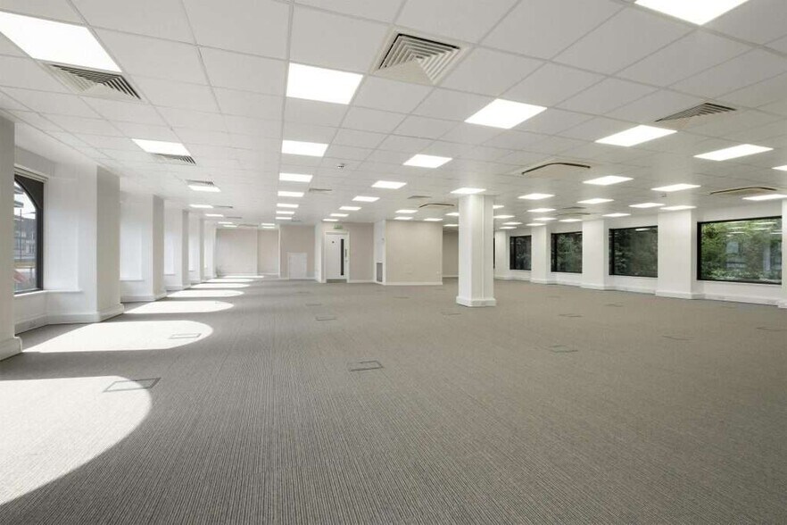 108-110 Finchley Rd, Londres à louer - Photo de l’immeuble – Image 3 sur 22