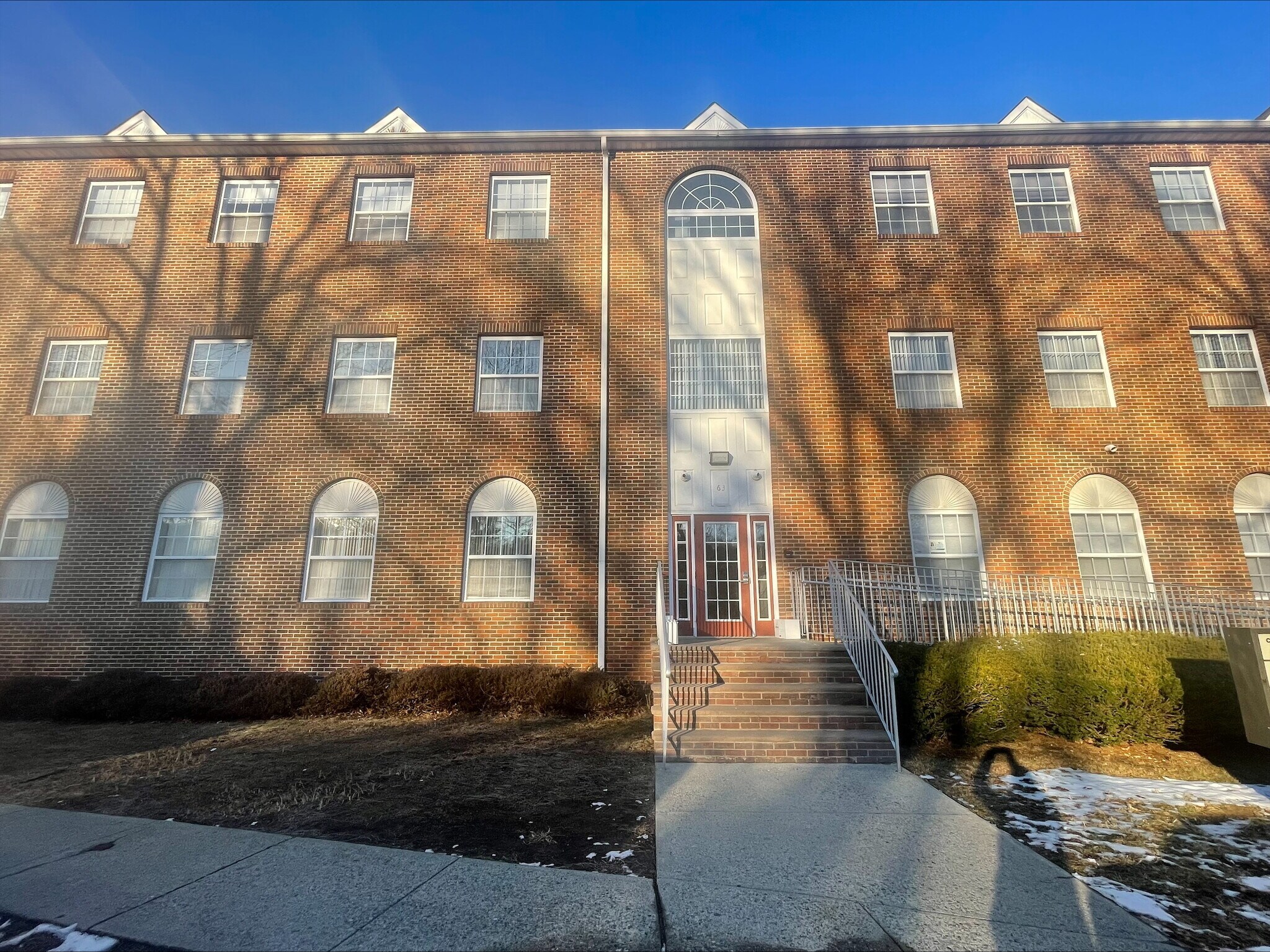 63 Beaver Brook Rd, Lincoln Park, NJ à louer Photo de l’immeuble– Image 1 sur 19