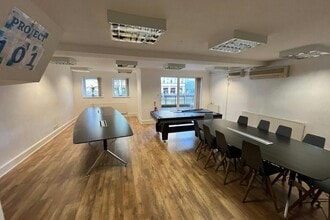 1-6 Admirals Way, Londres à louer Photo intérieure– Image 2 sur 8