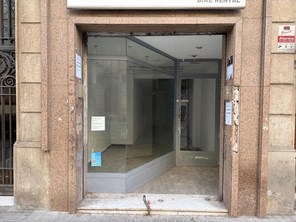Local commercial dans Barcelone, Barcelona à louer Photo intérieure– Image 1 sur 10